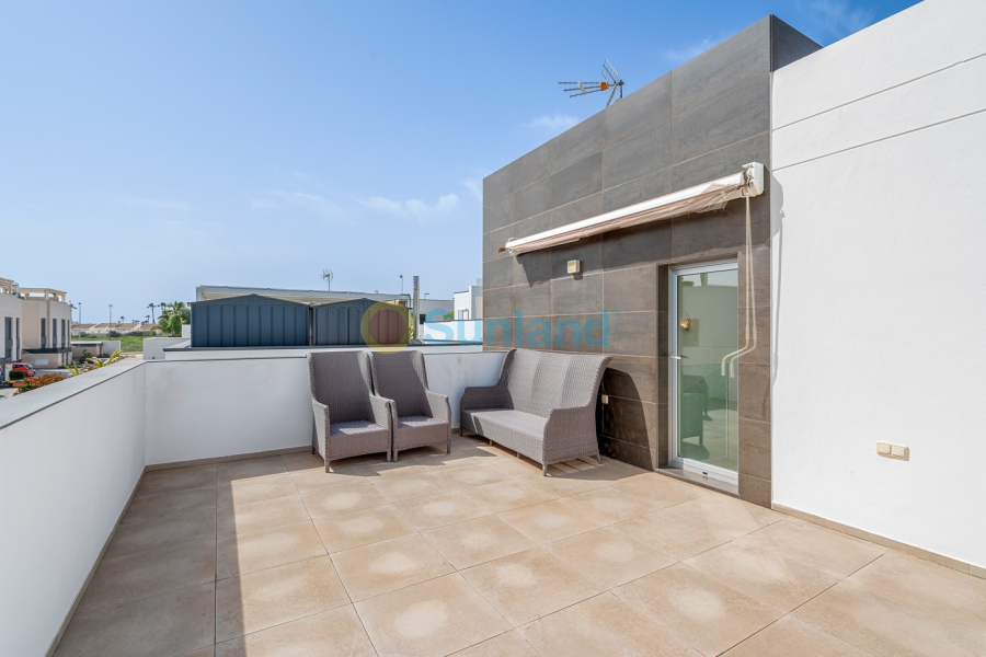 Segunda mano - Chalet - Ciudad Quesada