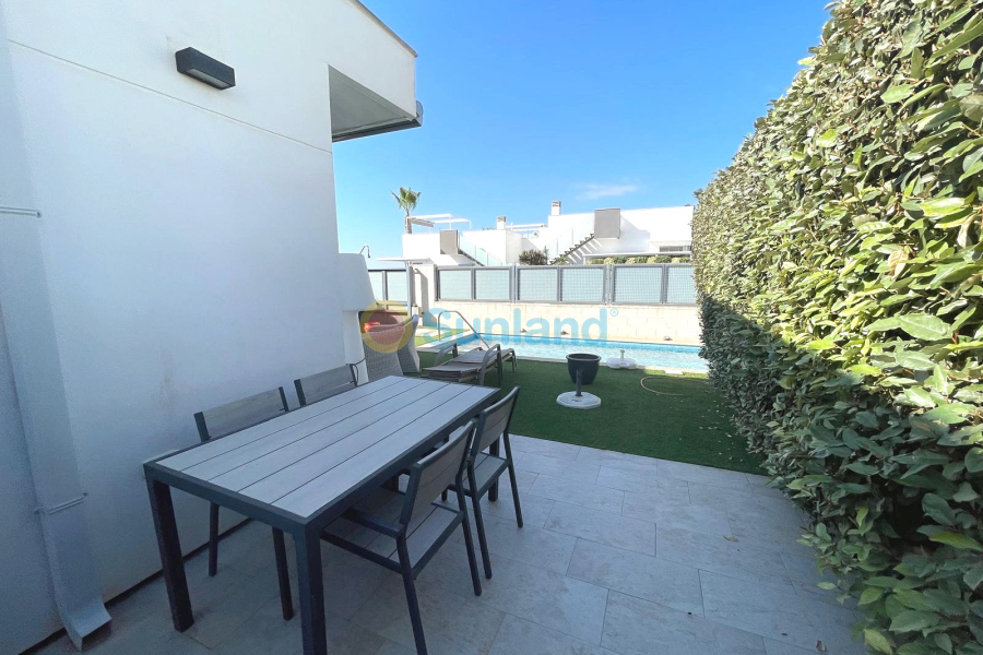 Segunda mano - Chalet - Ciudad Quesada - Pueblo Bravo