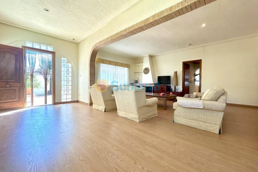 Вторичка - Bилла - Orihuela Costa - Cabo Roig