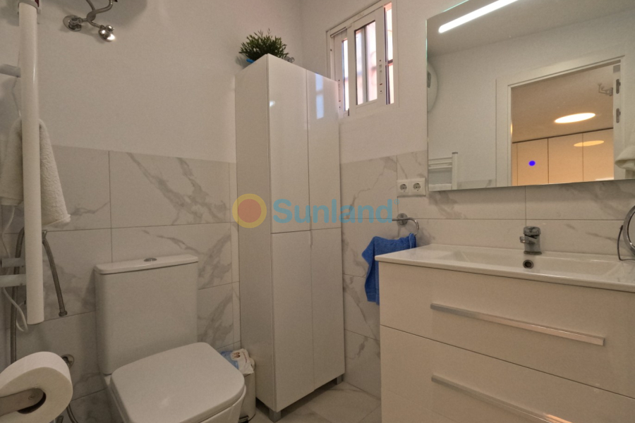 Resale - Townhouse - Torrevieja - El Acequión - Los Náufragos