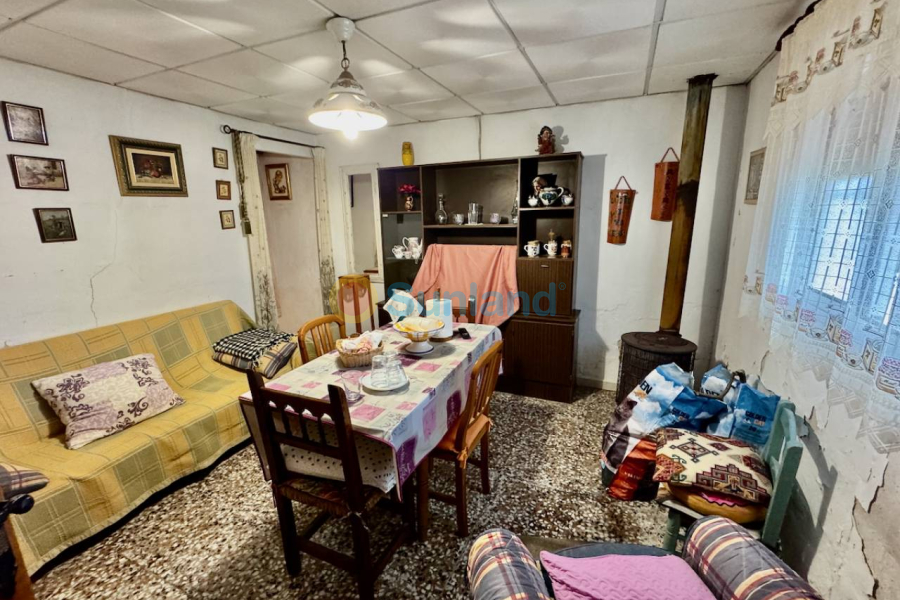 Resale - Country house - Guardamar del Segura - 