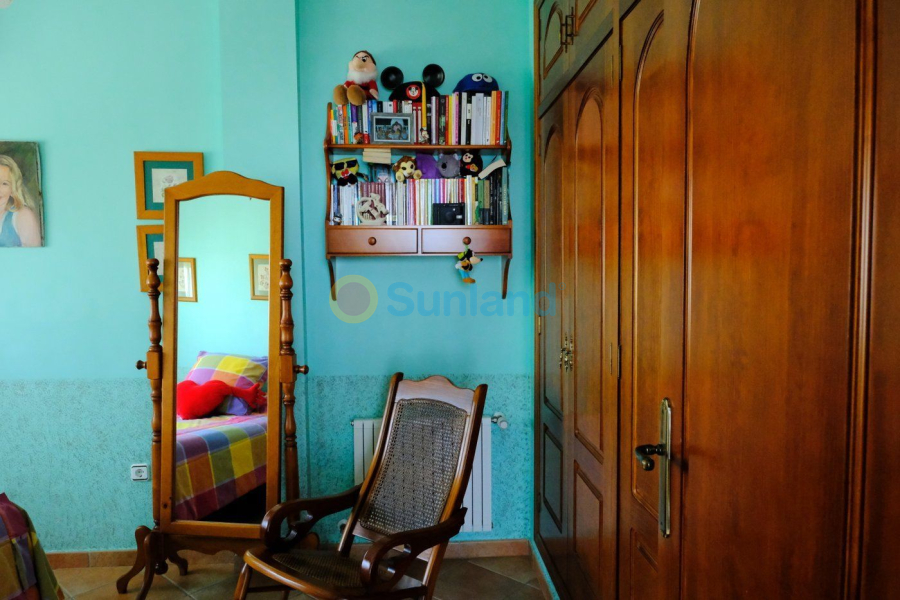 Segunda mano - Chalet - Orihuela