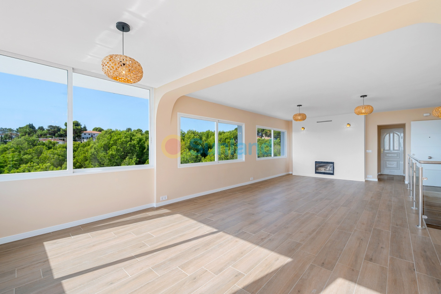 Resale - Villa - La Nucía - La nucia