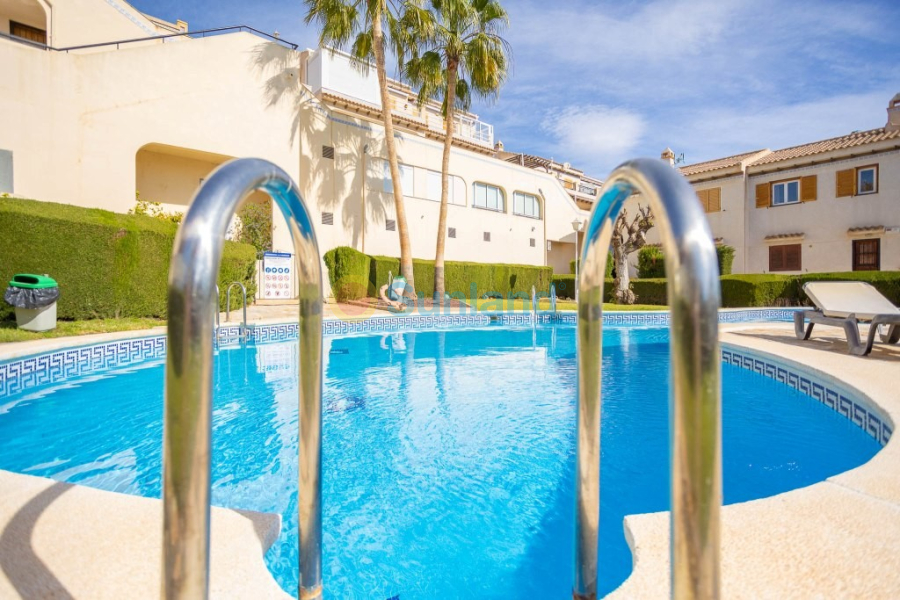 Resale - Apartment - Torrevieja