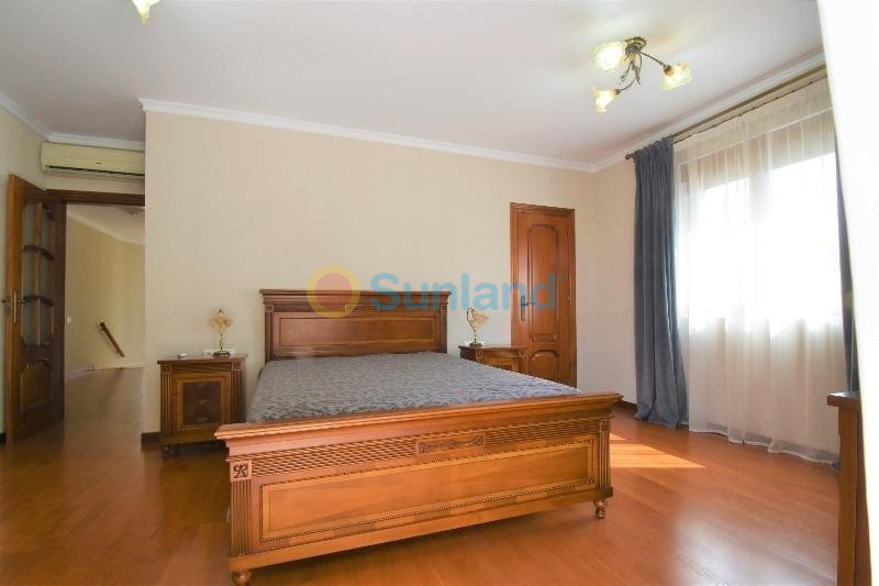 Segunda mano - Chalet - Ciudad Quesada