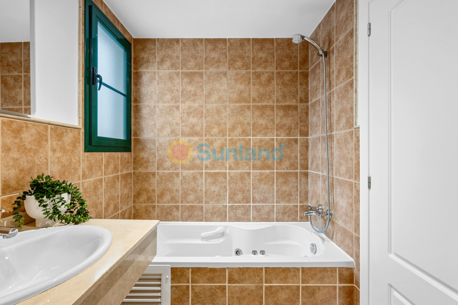 Вторичка - Апартамент - Finestrat - Sierra cortina