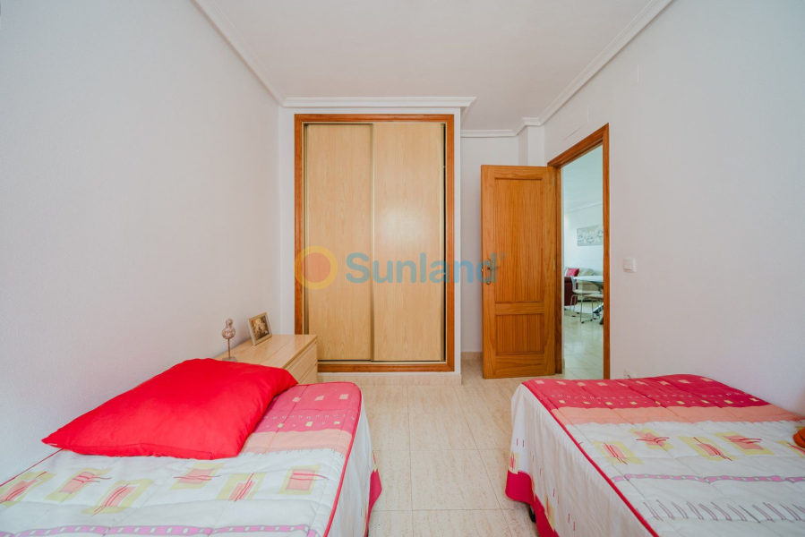 Resale - Apartamento - Orihuela Costa - Playa Flamenca