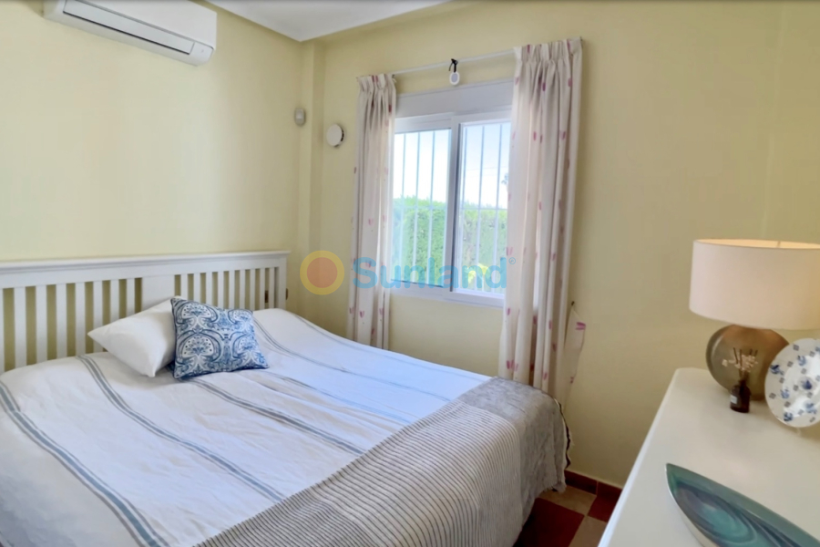 Resale - Villa - Guardamar del Segura - El Raso