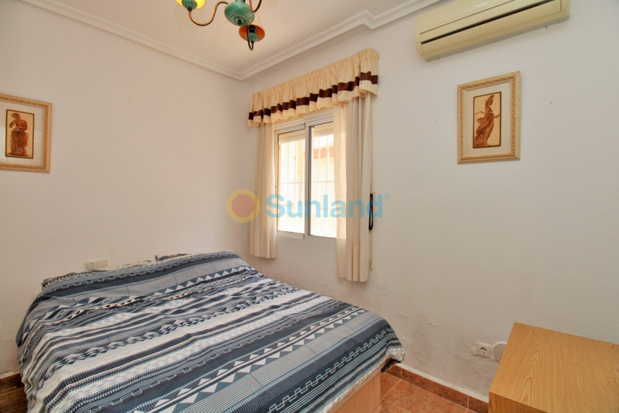 Brukte eiendommer - Villa - Playa Flamenca