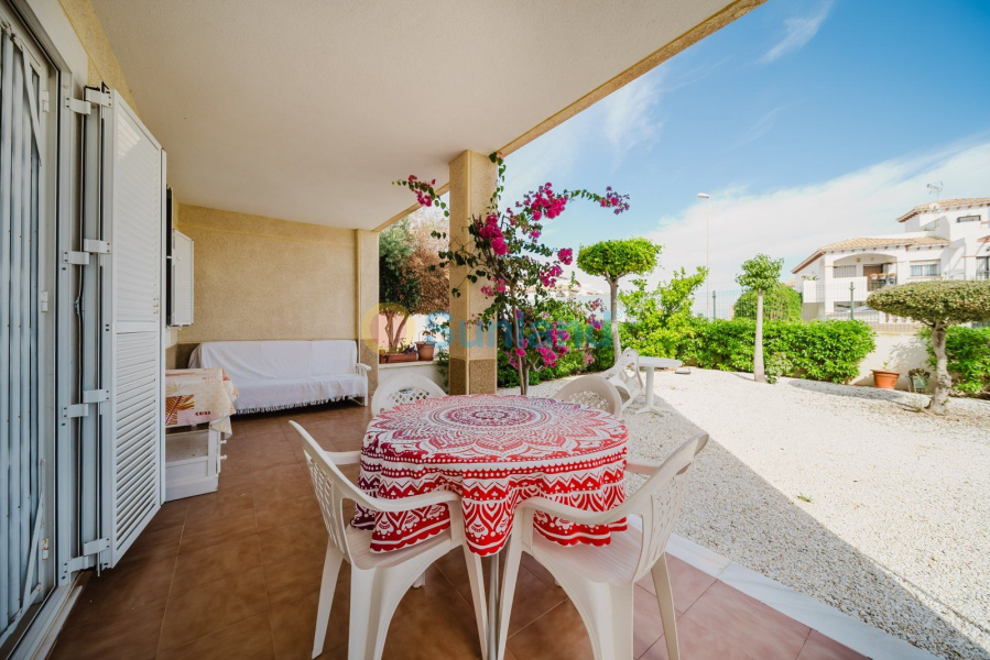 Resale - Apartamento - Orihuela Costa - Playa Flamenca