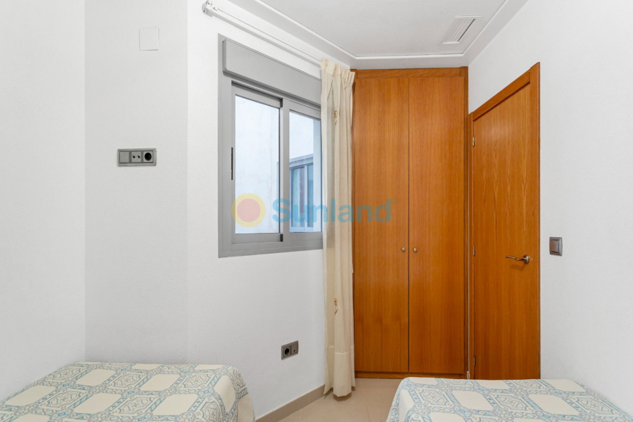 Brukte eiendommer - Apartment / flat - Torrevieja - La Mata pueblo