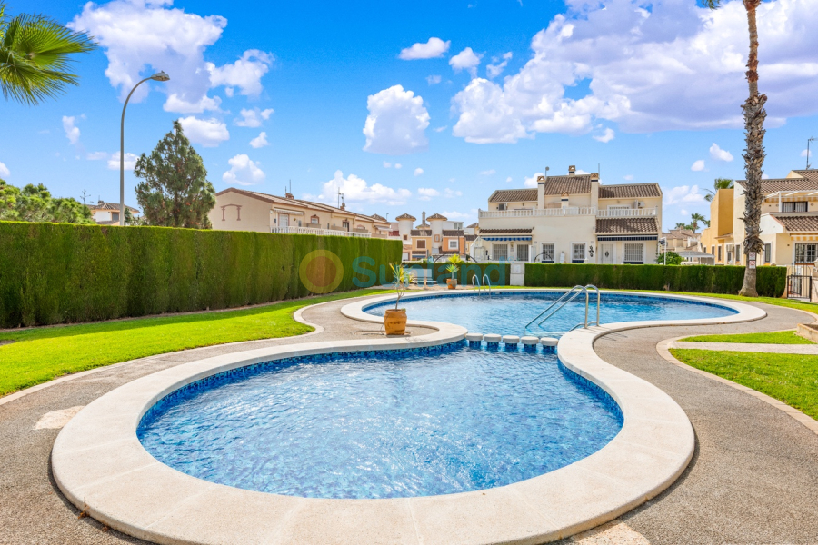 Resale - Quad house - Orihuela Costa - Playa Flamenca