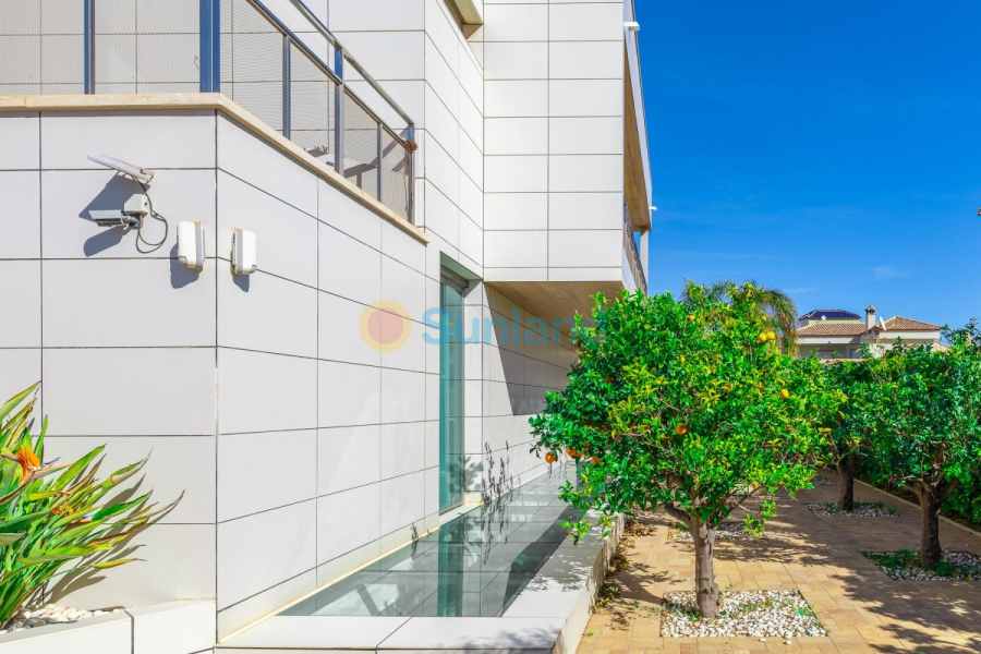 Segunda mano - Chalet - Orihuela Costa - La Zenia