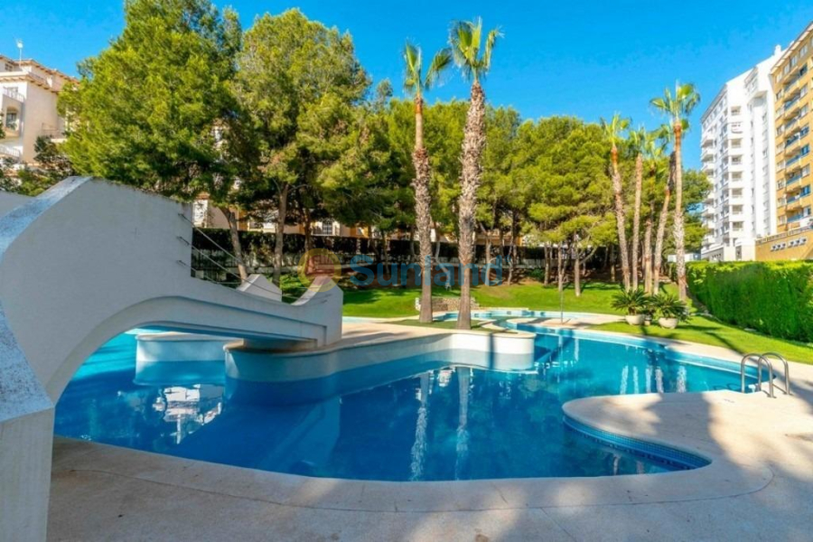 Resale - Apartment - Orihuela Costa - Altos de Campoamor