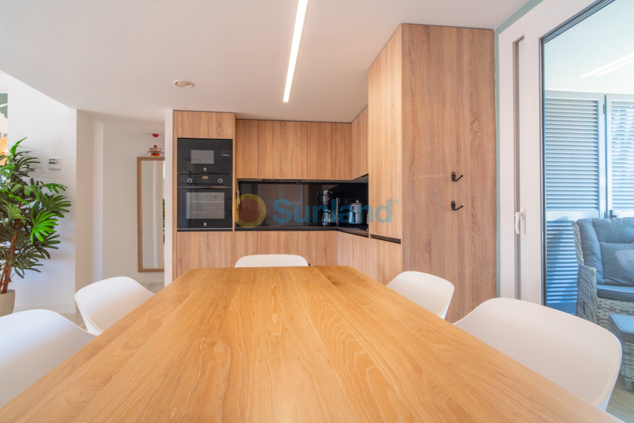 Resale - Apartment - Torrevieja - Punta Prima