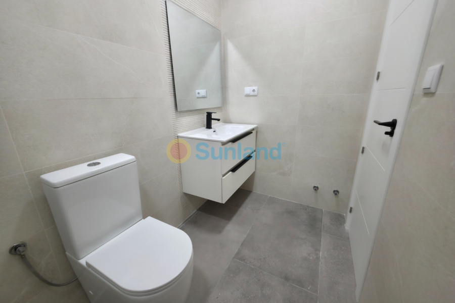 Вторичка - Bилла - Ciudad Quesada