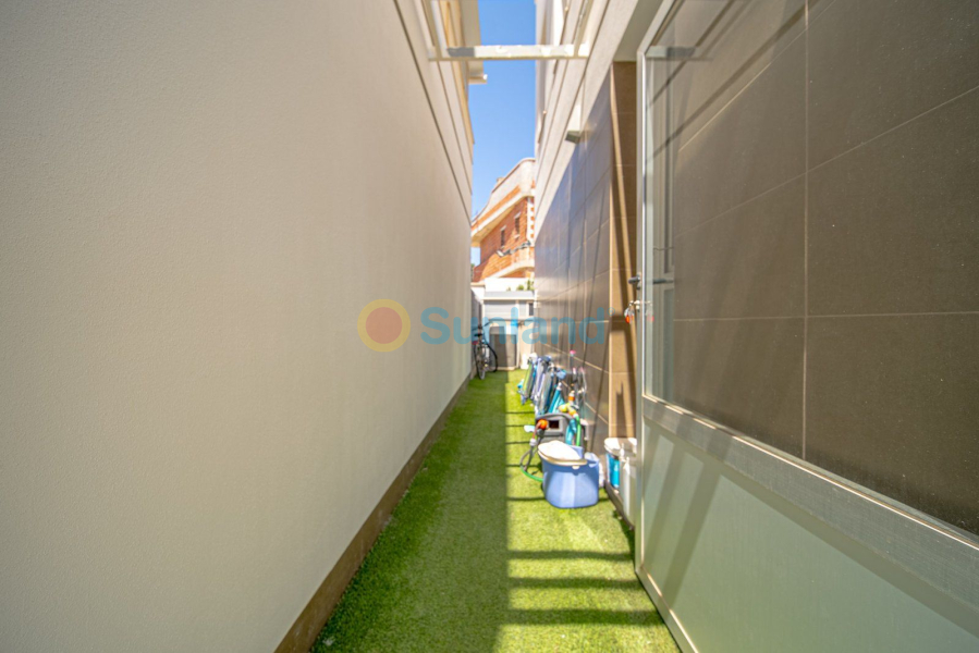 Resale - Villa - Orihuela Costa - Lomas De Cabo Roig