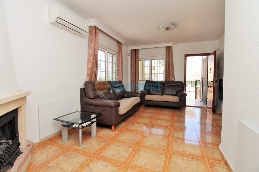 Resale - Apartment - Villamartin - PAU 8