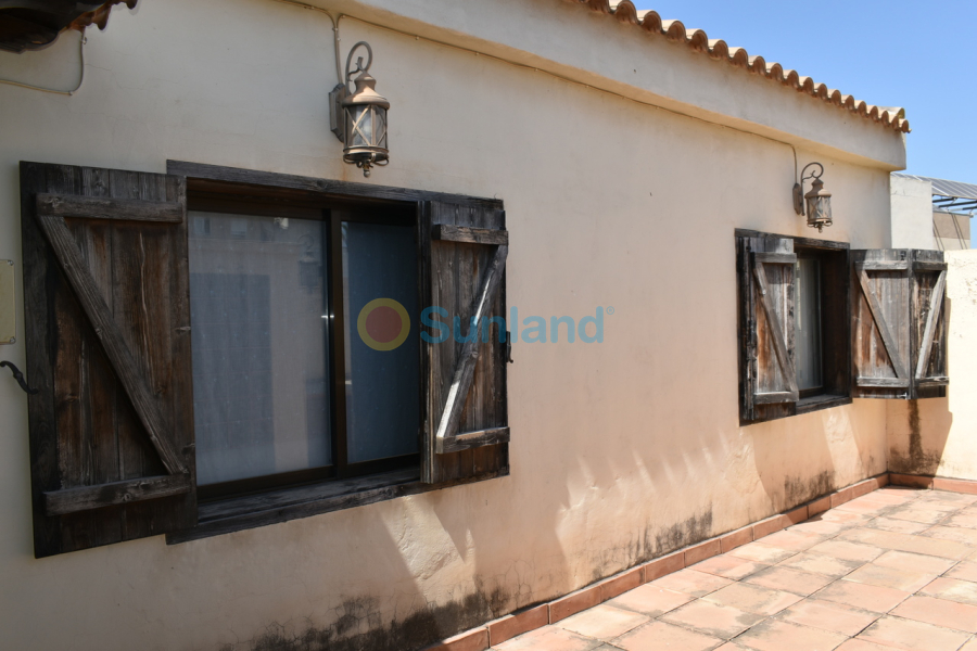 Вторичка - h - Algorfa