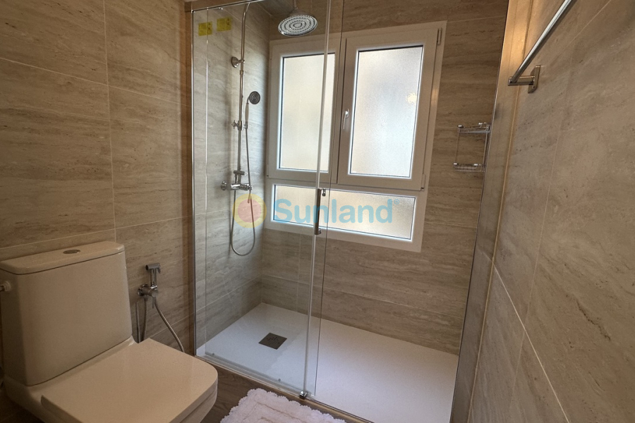 Använda fastigheter - A - Torrevieja