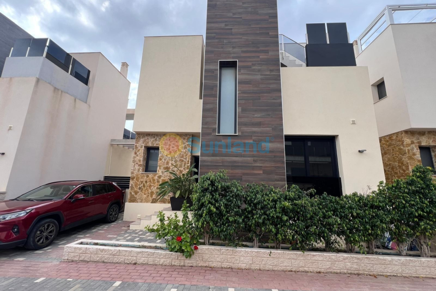 Brukte eiendommer - Villa - Orihuela Costa - Lomas De Cabo Roig