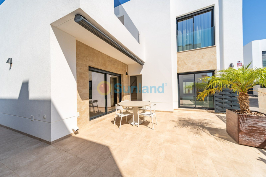 Вторичка - Bилла - Ciudad Quesada