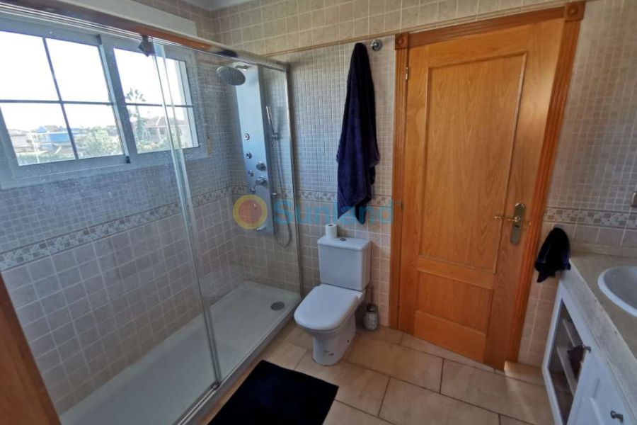 Använda fastigheter - Villa - Almoradí - Almoradi