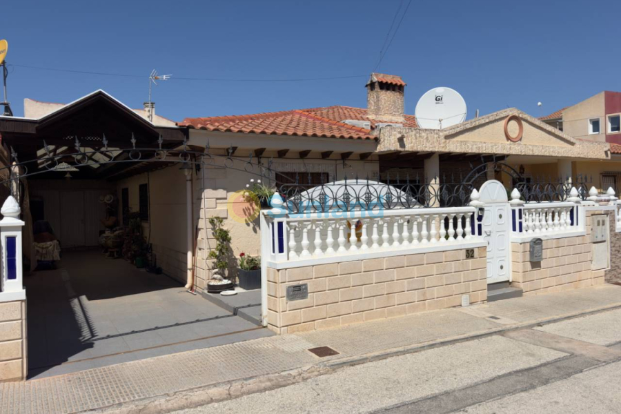 Resale - Villa - Benijofar