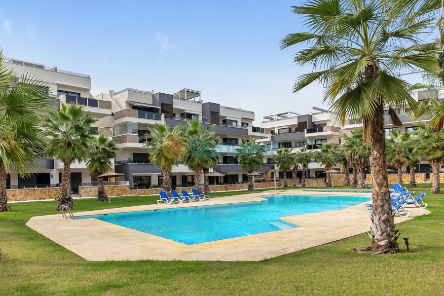 Resale - Apartment - Orihuela Costa - Orihuela