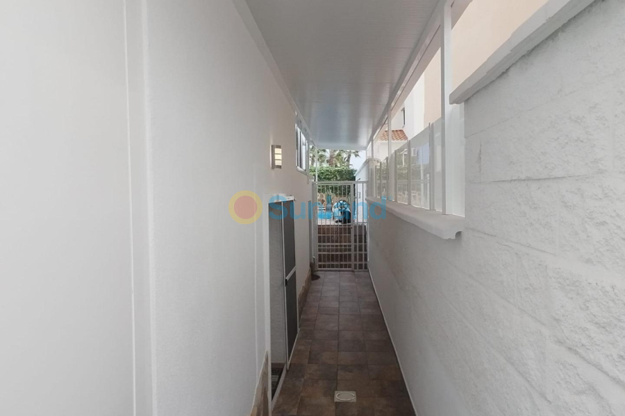 Segunda mano - V - San Miguel De Salinas - Las filipinas