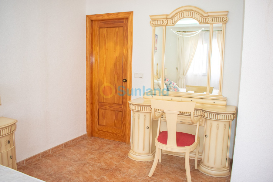 Resale - Villa - La Manga del Mar Menor - 