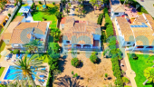Resale - Villa - Orihuela Costa - Playa Flamenca