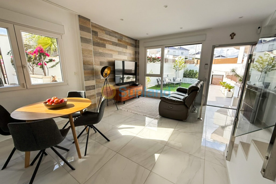 Brukte eiendommer - Villa - Torrevieja - Los Balcones