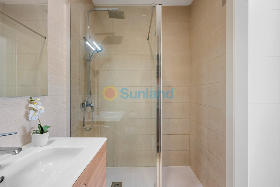 Resale - Townhouse - Formentera del Segura - 