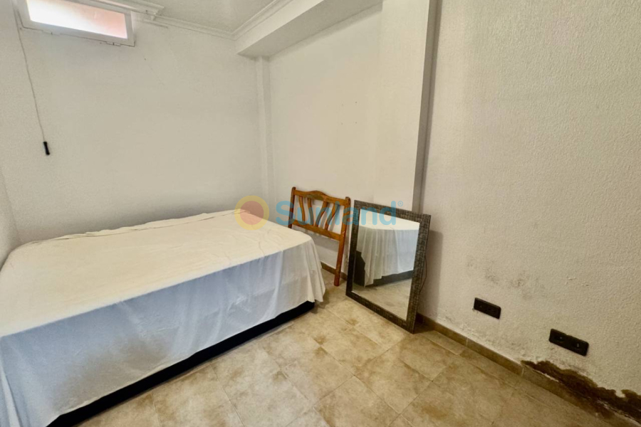 Resale - Villa - Guardamar del Segura - 