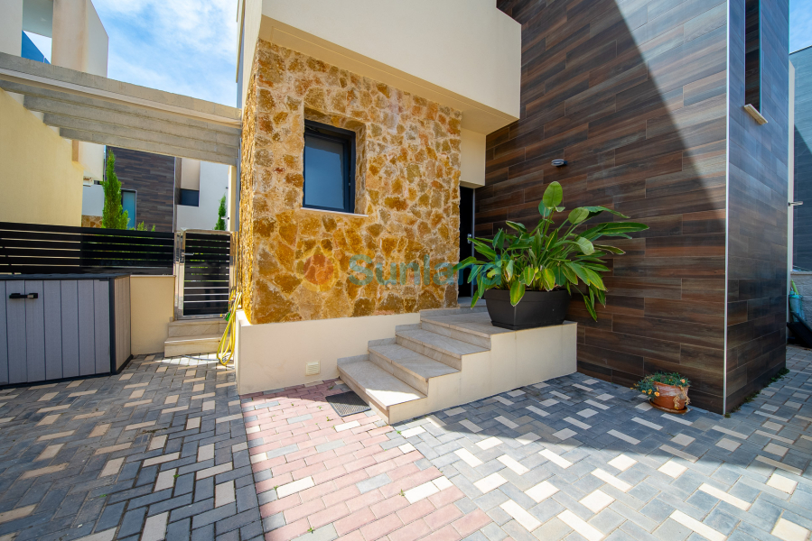 Använda fastigheter - Villa - Orihuela Costa - Lomas De Cabo Roig