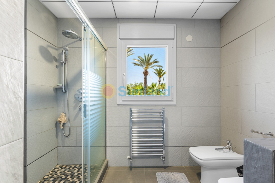 Resale - Villa - Elche/Elx