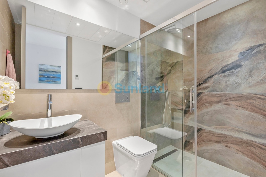 Resale - Apartment - Orihuela Costa - 