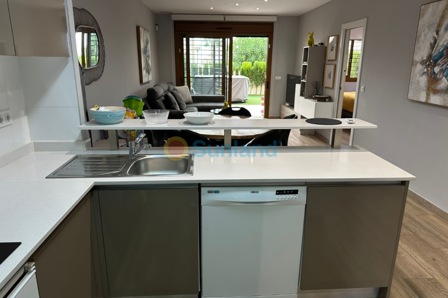 Resale - Apartment - Orihuela Costa - Los Dolses