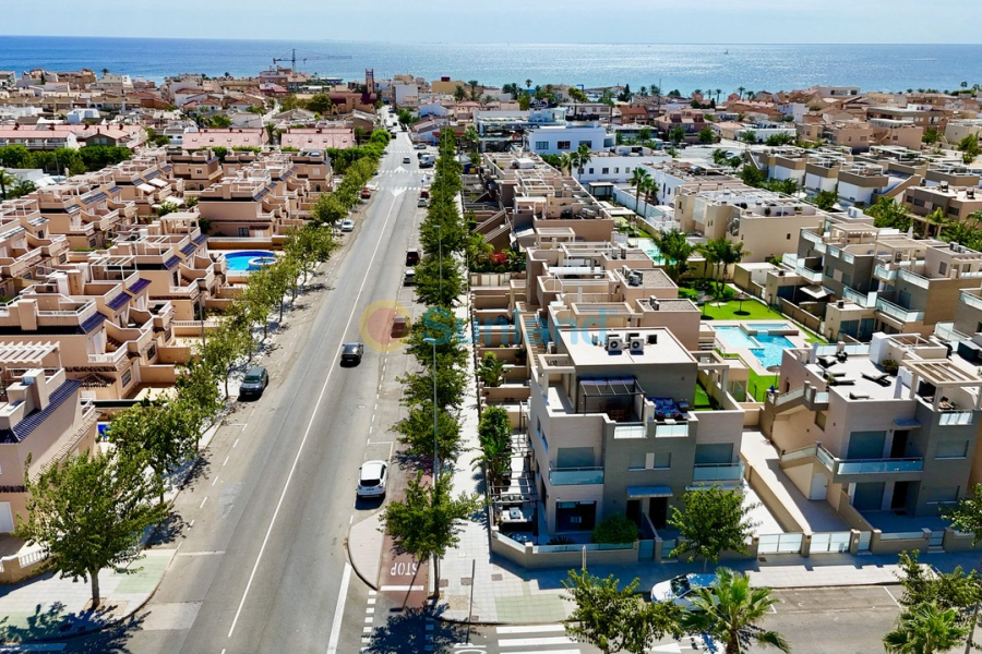 Resale - V - Torre De La Horadada