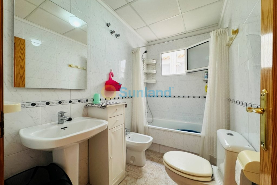 Resale - Apartment - La Mata - 