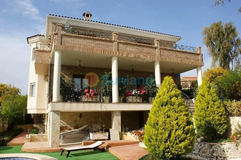 Segunda mano - Chalet - Ciudad Quesada