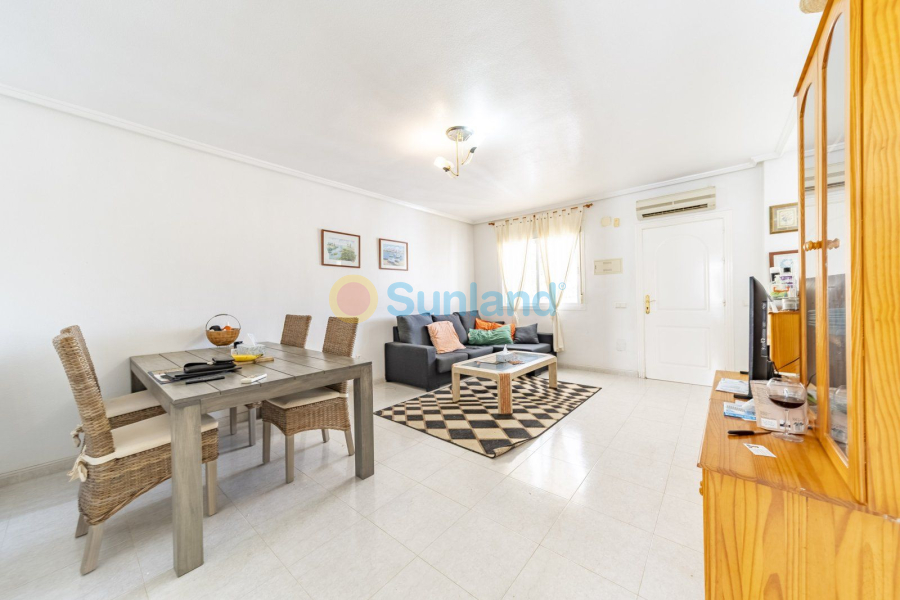 Resale - Casa de Pueblo - Ciudad Quesada - Doña Pepa