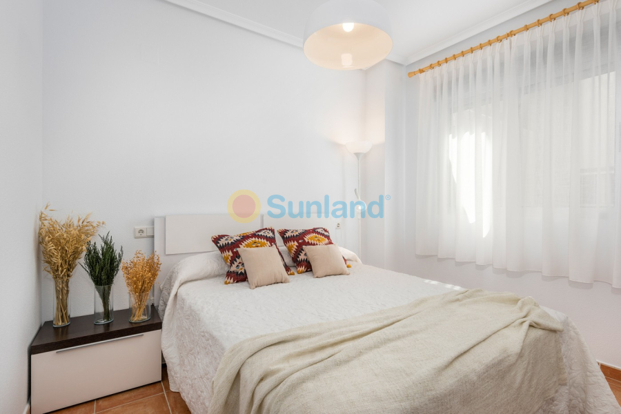 Resale - Apartment - Guardamar del Segura - 