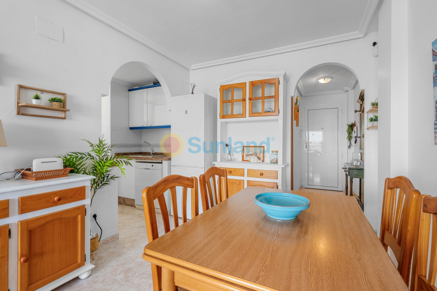 Resale - Apartment - Santa Pola