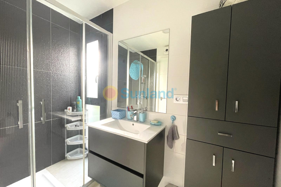 Segunda mano - Chalet - Ciudad Quesada - Pueblo Bravo