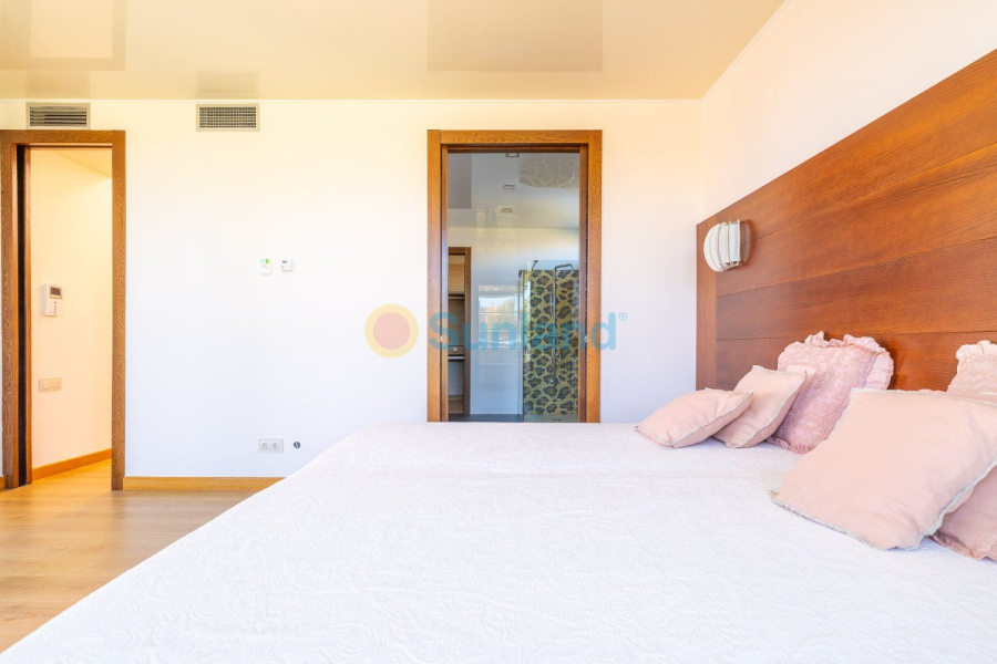 Segunda mano - Chalet - Orihuela Costa - La Zenia