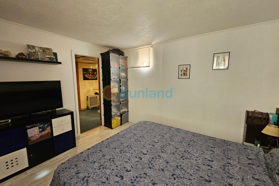 Använda fastigheter - Villa - Los Altos - Royal Park