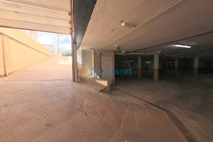 Resale - T - La Mata