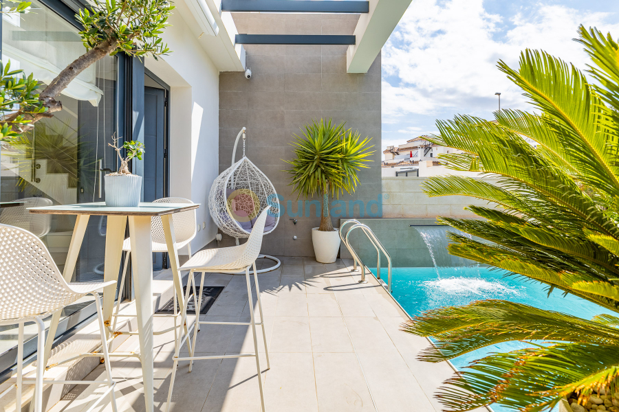 Segunda mano - Casa de Pueblo - Orihuela Costa - PAU 26